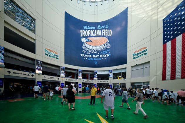 October 3, 2026, St. Petersburg, Florida, USA: A general image of the entrance with the Postseason logo prior to game one of the ALDS for the 2026 MLB, Baseball Herren, USA Playoffs between the Tampa Bay Rays and the New York Yankees on October 3, 2026 at Tropicana Field. The Rays beat the Yankees 1-0. St. Petersburg USA - ZUMAh180 20261003_zsp_h180_009 Copyright: xKimxHukarix