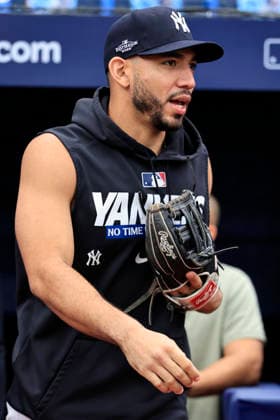 October 3, 2026, St. Petersburg, Florida, USA: New York Yankees shortstop Joso Caballero (72) takes the field during pregame warmups prior to game one of the ALDS for the 2026 MLB, Baseball Herren, USA Playoffs against the Tampa Bay Rays on October 3, 2026 at Tropicana Field. The Rays beat the Yankees 1-0. St. Petersburg USA - ZUMAh180 20261003_zsp_h180_005 Copyright: xKimxHukarix