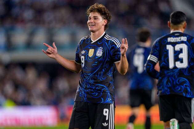 Burkina Faso v Argentina BUENOS AIRES, - OCTOBER 3: Julian Alvarez 9 of Argentina celebrates a goal during a game between Burkina Faso and Argentina at Estadio Monumental on October 3, 2026 in Buenos Aires, STATE . Buenos Aires Estadio Monumental Argentnina Copyright: xAndrewxJ.xClark ISIxPhotosx 10001