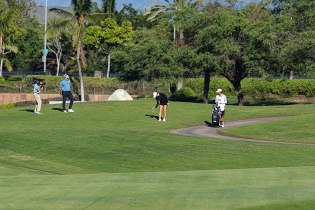 October 3, 2026, Honolulu, Hawaii, USA: POLLY MACK takes a ball drop on the 18th fairway during Round 3 of the 2026 Lotte Championship at Hoakalei Country Club, Ewa Beach, Hawaii, USA. Honolulu USA - ZUMAm310 20261003_zsp_m310_069 Copyright: xElliotxMilesx