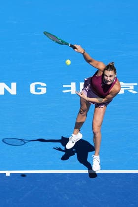 (261004) -- BEIJING, Oct. 4, 2026 -- Aryna Sabalenka serves during the women s singles round of 32 match between Aryna Sabalenka of Belarus and Nikola Bartunkova of the Czech Republic at 2026 China Open tennis tournament in Beijing, China, Oct. 4, 2026. ) (SP)CHINA-BEIJING-TENNIS-CHINA OPEN-WOMEN S SINGLES(CN) JuxHuanzong 