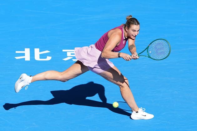 (261004) -- BEIJING, Oct. 4, 2026 -- Aryna Sabalenka competes during the women s singles third round match between Aryna Sabalenka of Belarus and Nikola Bartunkova of the Czech Republic at 2026 China Open tennis tournament in Beijing, China, Oct. 4, 2026. ) (SP)CHINA-BEIJING-TENNIS-CHINA OPEN-WOMEN S SINGLES(CN) JuxHuanzong 