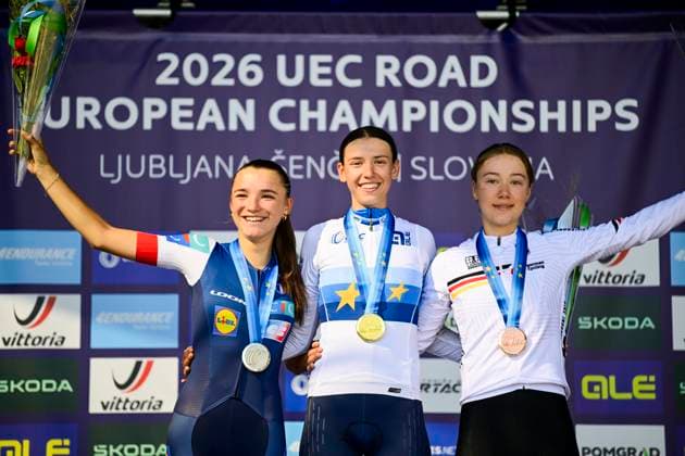 UEC 2026 Road European Championships Ljubljana 04 10 2026 LJUBLJANA, SLOVENIA - OCTOBER 04 : Lestrade Morgane (FRA) , Ballan Azzurra (ITA) and Dworatzek Klara (DEU) pictured during the podium ceremony after the Women Junior cycling road race at the 2026 UEC Road European Championships, an UCI Continental Championships cycling race of 66,3 km with start and finish in Sencur on October 4, 2026 in Ljubljana, Slovenia, 04 10 2026 Ljubljana Slovenia  Copyright: xJanxDexMeuleneirx