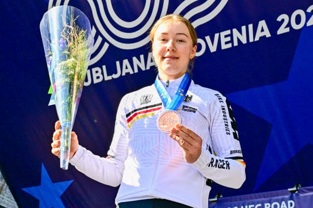 Klara DWORATZEK 3. Place Road Race Women Juniors UEC Road European Championships 2026 Klara DWORATZEK Germany Third Place (Bronze) Road Race Women Juniors (66 km) 04.10. UEC-Straßenradsport-Europameisterschaften 2026 - Rad-EM (offiziell 2026 UEC Road European Championships) vom 02. bis 07. Oktober 2026 in Ljubljana und Å enÄur (Slowenien).