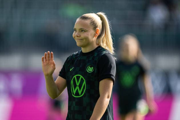 Fußball I Frauen I Saison 2026-2027 I Bundesliga I VfL Wolfsburg - Hamburger SV I 04.10.2026 Anny Kerim-Lindland (38, VfL Wolfsburg) Freisteller, Nahaufnahme, Porträt, Portrait, Einzelfoto, Einzelbild, Körper Wolfsburg AOK Stadion Niedersachsen Deutschland Copyright: xLobeca CedricxSiefkerx