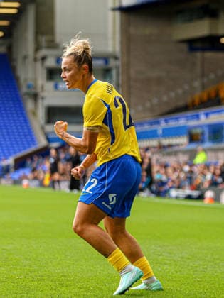 LIVERPOOL, ENGLAND - October 4: Goal. Oceane Hurtre of Birmingham City celebrates scoring during the Barclays Womens Super League game between Everton and Birminghan City at Goodison Park on October 4, 2026 in Liverpool, England. (Photo by Natalie Mincher Sports Press Photo SPP) Copyright: xNataliexMincher SPPx Sportspressphoto_SPR245322