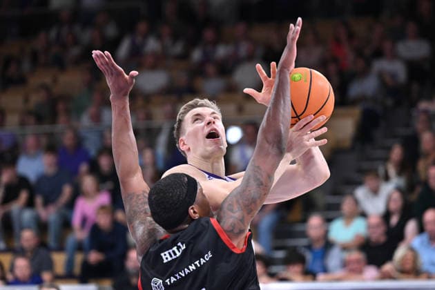 BG Göttingen - SBB Börde Baskets Wolmirstedt 04.10.2026, Göttingen: Basketball: 2. Bundesliga, ProA, BG Göttingen - SBB Börde Baskets Wolmirstedt, 3. Spieltag, Sparkassen-Arena. Robin Lodders (BG Göttingen) zieht zum Korb. Göttingen Niedersachsen Deutschland