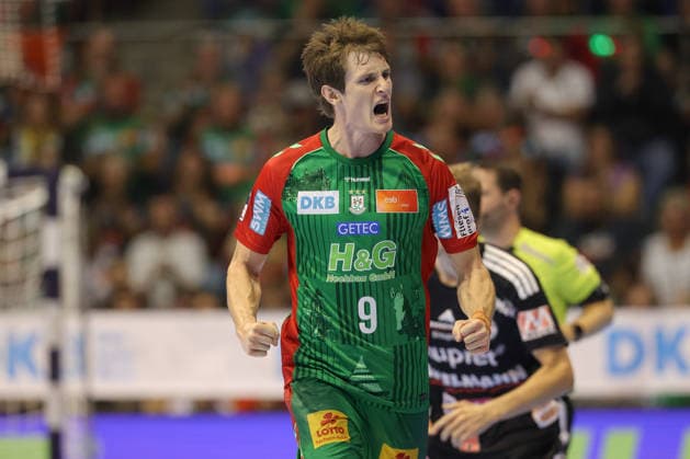 04.10.2026, xtgx, Handball Opel HBL, SC Magdeburg - HC Erlangen emspor, v.l. Oskar Vind Rasmussen (Magdeburg, 9) Jubel, Torjubel, jubelt ueber das Tor, celebrate the goal, celebration Magdeburg