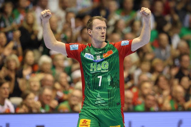 04.10.2026, xtgx, Handball Opel HBL, SC Magdeburg - HC Erlangen emspor, v.l. Felix Claar (Magdeburg, 7) Jubel, Torjubel, jubelt ueber das Tor, celebrate the goal, celebration Magdeburg