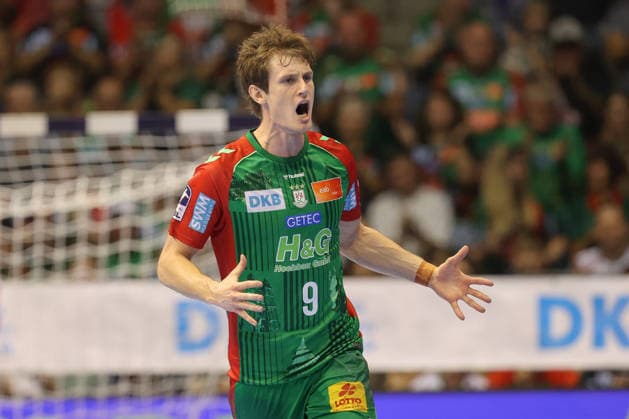 04.10.2026, xtgx, Handball Opel HBL, SC Magdeburg - HC Erlangen emspor, v.l. Oskar Vind Rasmussen (Magdeburg, 9) Jubel, Torjubel, jubelt ueber das Tor, celebrate the goal, celebration Magdeburg