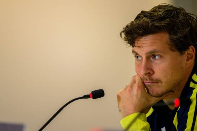 261004 Victor Lindelöf of the Swedish men s national football team at a press conference, PK, Pressekonferenz on October 4, 2026 in Bucharest. Photo: Ludvig Thunman BILDBYRAN kod LT LT0827 fotboll football soccer fotball nations league uefa nations league presskonferens press conference sverige sweden sverige a bbeng fotboll football soccer fotball nations league uefa nations league presskonferens press conference sverige sweden sverige a bbeng Copyright: LUDVIGxTHUNMAN BB261004LT068