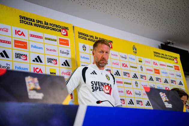 261004 Head coach Graham Potter of the Swedish men s national football team at a press conference, PK, Pressekonferenz on October 4, 2026 in Bucharest. Photo: Ludvig Thunman BILDBYRAN kod LT LT0827 fotboll football soccer fotball nations league uefa nations league presskonferens press conference sverige sweden sverige a bbeng fotboll football soccer fotball nations league uefa nations league presskonferens press conference sverige sweden sverige a bbeng Copyright: LUDVIGxTHUNMAN BB261004LT070