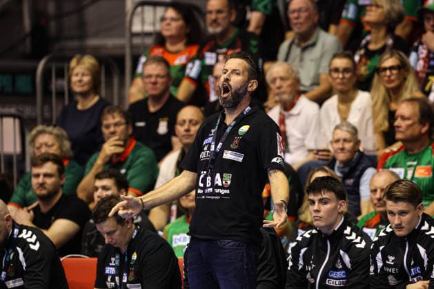 Trainer Bennet Wiegert (SC Magdeburg) - Handball Bundesliga Saison 2026-2027 SC Magdeburg vs. HC Erlangen in der GETEC Arena in Magdeburg - Handball,Deutschland,04.10.2026