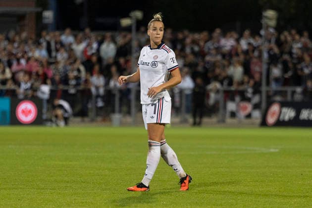 Google Pixel Frauen Bundesliga: Eintracht Frankfurt - FC Bayern München, 03.10.2026 Giulia Gwinn (FC Bayern München 7), Freisteller, Portrait Porträt, Eintracht Frankfurt - FC Bayern München, Frankfurt, Stadion am Brentanobad, 3.10.2026 Copyright: xBEAUTIFULxSPORTS Gawlikx