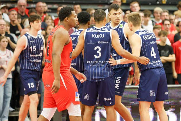 GER, GIESSEN 46ers vs. VfL SparkassenStars Bochum, Basketball, ProA, 3. Spieltag, Spielzeit 2026 2027, 04.10.2026,Aitor Julen Pickett Lazo (VfL SparkassenStars Bochum) GER, GIESSEN 46ers vs. VfL SparkassenStars Bochum, Basketball, ProA, 3. Spieltag, Spielzeit 2026 2027, 04.10.2026 GIESSEN 46ers Copyright: xEibner-Pressefoto JavadxMohammadpourx EP_JMR