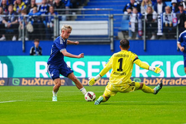 Torschuss Torchance -45kop- GER, Hamburger SV vs. FC Kopenhagen, Fußball, Testspiel, Saison 2026 2027, 04.10.2026 GER, Hamburger SV vs. FC Kopenhagen, Fußball, Testspiel, Saison 2026 2027, 04.10.2026 Hamburg Copyright: xEibner-Pressefoto MarcelxvonxFehrnx EP_MFN