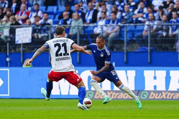 Nicolai Remberg (Hamburger SV, 21), Kenay Myrie (FC Kopenhagen, 18) GER, Hamburger SV vs. FC Kopenhagen, Fußball, Testspiel, Saison 2026 2027, 04.10.2026 GER, Hamburger SV vs. FC Kopenhagen, Fußball, Testspiel, Saison 2026 2027, 04.10.2026 Hamburg Copyright: xEibner-Pressefoto MarcelxvonxFehrnx EP_MFN