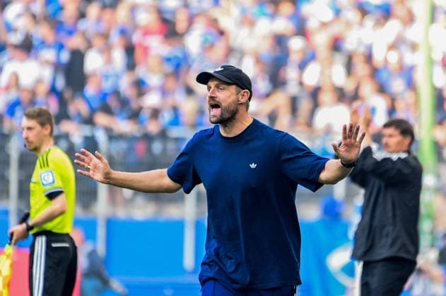 Bo Svensson Trainer ( Kopenhagen ) Deutschland , Hamburg , Volksparkstadion , Fussball , 1. Bundesliga , Test , Hamburger SV - FC Kopenhagen