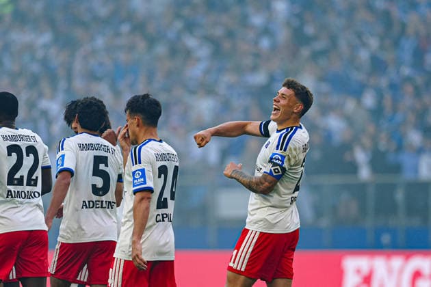 Torjubel Nicolai Remberg (Hamburger SV, 21) nach Tor zum 2:0 per Kopfball GER, Hamburger SV vs. FC Kopenhagen, Fußball, Testspiel, Saison 2026 2027, 04.10.2026 GER, Hamburger SV vs. FC Kopenhagen, Fußball, Testspiel, Saison 2026 2027, 04.10.2026 Hamburg Copyright: xEibner-Pressefoto MarcelxvonxFehrnx EP_MFN