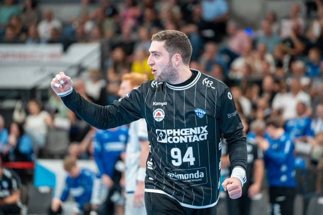 Handball I Herren I Saison 2026-2027 I Bundesliga I 6. Spieltag I TVB Stuttgart - TBV Lemgo Lippe I 04.10.2026 Domenico Ebner (94, TBV Lemgo Lippe) jubelt Stuttgart Porsche Arena Baden-Württemberg Deutschland Copyright: xLobeca MaxxPetershansx