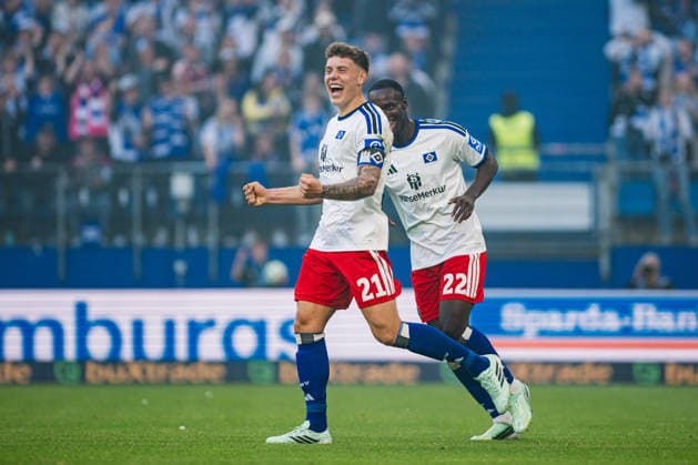 Testspiel: Hamburger SV vs. FC Kopenhagen, 04.10.2026 TOR, JUBEL durch Nicolai Remberg (Hamburger SV, 21) zum 2:0; Fußball, Testspiel: Hamburger SV vs. FC Kopenhagen am 04.10.2026 im Volksparkstadion, Hamburg DFL REGULATIONS PROHIBIT ANY USE OF PHOTOGRAPHS AS IMAGE SEQUENCES AND OR QUASI-VIDEO. Copyright: xBEAUTIFULxSPORTS Tonhäuserx