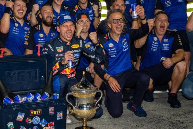 October 4, 2026, Kuala Lumpur, Malaysia: Max Verstappen (NLD) (Oracle Red Bull Racing) and Laurent Mekies celebrate the win after the race of the Formula 1 Bahrain Grand Prix In Malaysia 2026 at the Sepang International Circuit. F1 2026: (Celebrations) Bahrain Grand Prix In Malaysia, Kuala Lumpur 04 Oct 2026  - ZUMAs197 20261004_aaa_s197_049 Copyright: xLucaxMartinix