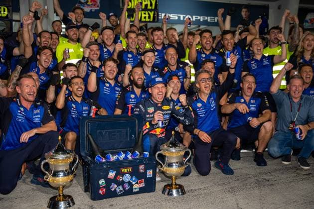 October 4, 2026, Kuala Lumpur, Malaysia: Max Verstappen (NLD) (Oracle Red Bull Racing) and all the team celebrate the win after the race of the Formula 1 Bahrain Grand Prix In Malaysia 2026 at the Sepang International Circuit. F1 2026: (Celebrations) Bahrain Grand Prix In Malaysia, Kuala Lumpur 04 Oct 2026  - ZUMAs197 20261004_aaa_s197_050 Copyright: xLucaxMartinix