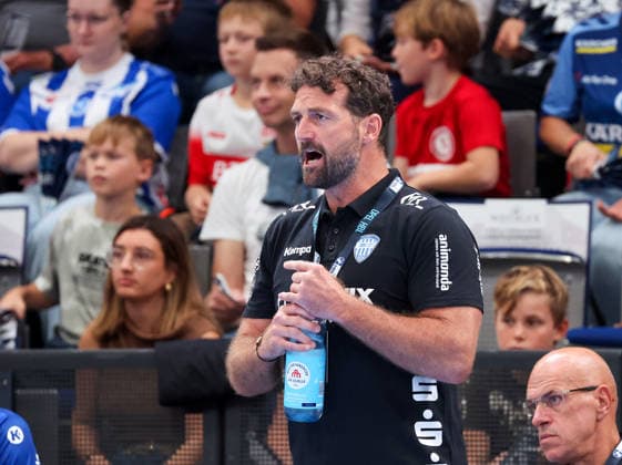 04.10.2026, Deutschland, Stuttgart, Opel HBL, Bundesliga 2026 2027, TVB Stuttgart vs. TBV Lemgo Lippe, TBV Trainer Florian Kehrmann