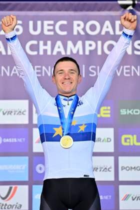 UEC 2026 Road European Championships Ljubljana 04 10 2026 LJUBLJANA, SLOVENIA - OCTOBER 04 : Evenepoel Remco (BEL) pictured during the podium ceremony after winning the Men Elite cycling road race at the 2026 UEC Road European Championships Ljubljana, an UCI Continental Championships cycling race of 196,3 km with start in Ljubljana and finish in Sencur on October 4, 2026 in Ljubljana, Slovenia, 04 10 2026 Ljubljana Slovenia  Copyright: xJanxDexMeuleneirx