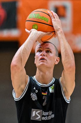 04.10.2026, GER, Basketball, Herren, 2.BL ProA, Saison 2026 2027, 3. Spieltag, OrangeAcademy vs MHP Academics Heidelberg Niklas Würzner (Heidelberg, 2) Neu-Ulm Orange Campus Bayern Deutschland Copyright: xNordphotox xHafnerx