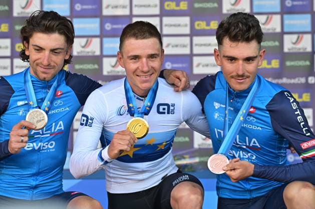Italy s Giulio Ciccone; Belgium s Remco Evenepoel and Italy s Christian Scaroni celebrate on the podium after the elite men Road Race race (196,2 km) at the cycling UEC Road European Championships, in Ljubljana, Slovenia Sunday 4 October 2026. The UEC Road European Championships are taking place from 02 to 07 October in Ljubljana, Slovenia. DAVIDxPINTENS  x188709093x