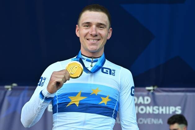 Belgium s Remco Evenepoel celebrates on the podium after winning the elite men Road Race race (196,2 km) at the cycling UEC Road European Championships, in Ljubljana, Slovenia Sunday 4 October 2026. The UEC Road European Championships are taking place from 02 to 07 October in Ljubljana, Slovenia. DAVIDxPINTENS  x188709492x