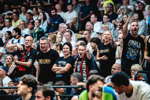 easycredit BBL Basketball Bundesliga 2026 2027 4. Spieltag Science City Jena vs NINERS Chemnitz am 04.10.2026 Die mitgereisten Fans aus Chemnitz sorgen für Stimmung Sparkassen Arena