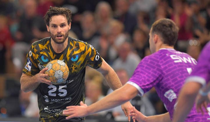04.10.2026, Dresdens Sebastian Greß gegen HÜttenbergs Danil Dyatlov, Handball, 2. Bundesliga, HC Elbflorenz Dresden - TV Hüttenberg, (c) Dresden