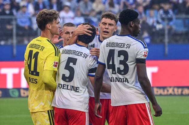 Fernando Dickes Martin Adeline Miro Muheim Nicolai Remberg Shafiq Nandja ( HSV ) Deutschland , Hamburg , Volksparkstadion , Fussball , 1. Bundesliga , Test , Hamburger SV - FC Kopenhagen