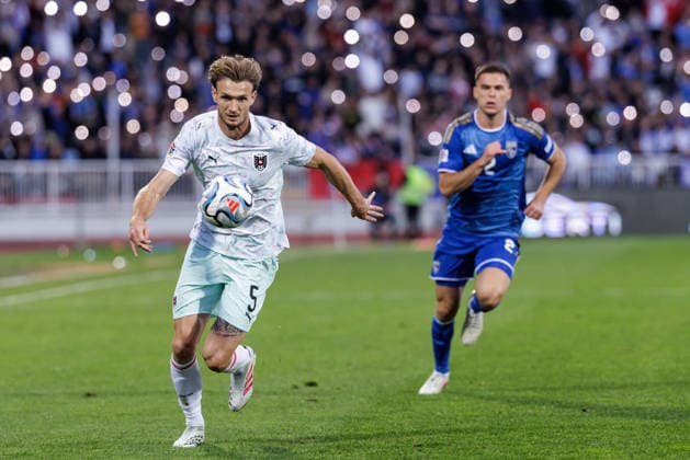 SOCCER - NL, KOS vs AUT PRISTINA,KOSOVO,04.OCT.26 - SOCCER - UEFA Nations League, OEFB international match, Länderspiel, Nationalmannschaft Kosovo vs Austria. Image shows Stefan Posch (AUT) and Ron Raci (KOS).  GEPAxpictures xArminxRauthner