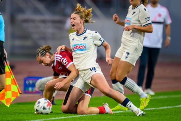 04.10.2026 - Fussball - Saison 2026 2027 - 1. Google Pixel Frauen Bundesliga - 06. Spieltag: 1. FC Nürnberg FCN ( Club Clubfrauen ) - TSG 1899 Hoffenheim - Sportfoto Zink - xwoxzix - Lara Meroni (11, 1. FC Nürnberg FCN ) Lisa Doorn (14, TSG Hoffenheim )