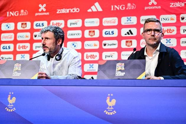 France v Belgium - UEFA Nations League 2026 Media Activities 04 10 2026 PARIS, FRANCE - OCTOBER 04 : Istace Mathieu sports communication director of Royal Belgian Football Federation, Godts Mika forward of Belgium, Van Bommel Mark head coach of Belgium speaking with the media during a pre-match press conference, PK, Pressekonferenz ahead of the UEFA Nations League tournament league phase matchday 4 group A1 match between France and Belgium on October 4, 2026 in Paris, France, 04 10 2026 Paris France  Copyright: xDexVoechtx-xKalutx