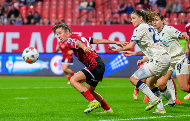 04.10.2026 - Fussball - Saison 2026 2027 - 1. Google Pixel Frauen Bundesliga - 06. Spieltag: 1. FC Nürnberg FCN ( Club Clubfrauen ) - TSG 1899 Hoffenheim - Sportfoto Zink - xwoxzix - Julia Pollak (22, 1. FC Nürnberg FCN ) Chiara Marie Hahn (23, TSG Hoffenheim )