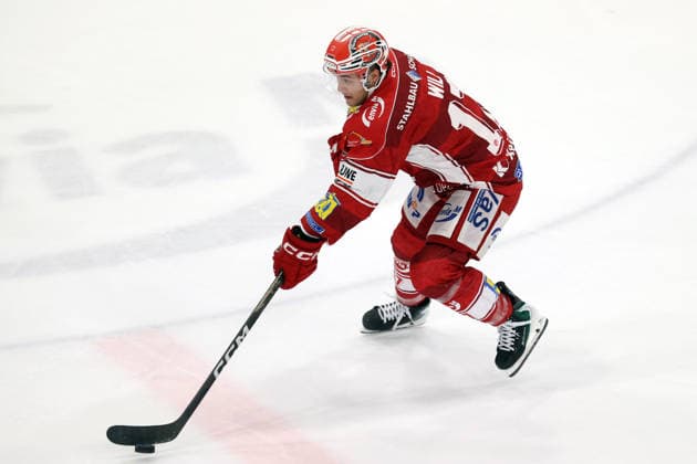 Sahnpark Crimmitschau 04.10.2026 Saison 2026 27 Eishockey 2. Bundesliga Hauptrunde Spiel 6 Kunsteisstadion Sachsen Sachsenderby Derby Eispiraten Eispiraten - Lausitzer Füchse Logan Will EPC Crimmitschau Sachsen Germany