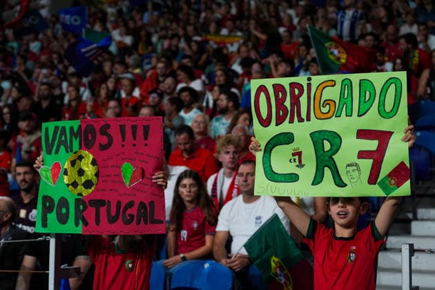Soccer, Nations League: Portugal vs. Norway, Nations League Porto, Portugal 20261004 Posters featuring Ronaldo are displayed during the international soccer match between Portugal and Norway in the Nations League at Estadio do Dragão. Photo: Lise Aserud, NTB, Porto, Portugal. EDITORIAL USE ONLY. RESTRICTED USE FOR BETTING COMPANIES.  Copyright: xLisexAserudxx xNTBx
