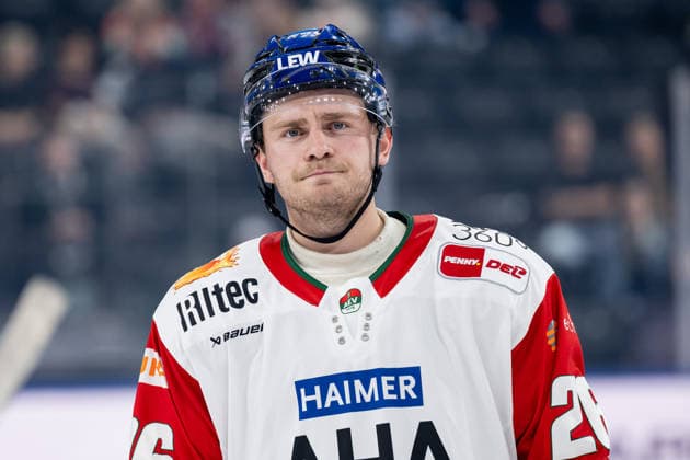 Alexander Blank (Augsburger Panther, 26) zeichnete fuer das Tor zum 1:1 - Ausgleich verantwortlich Portrait Portraet GER, EHC Red Bull Muenchen vs. Augsburger Panther, DEL, Saison 2026 2027, 6. Spieltag, 04.10.2026. Foto: HMB Media Heike Feiner Copyright: HMBxMedia HeikexFeiner