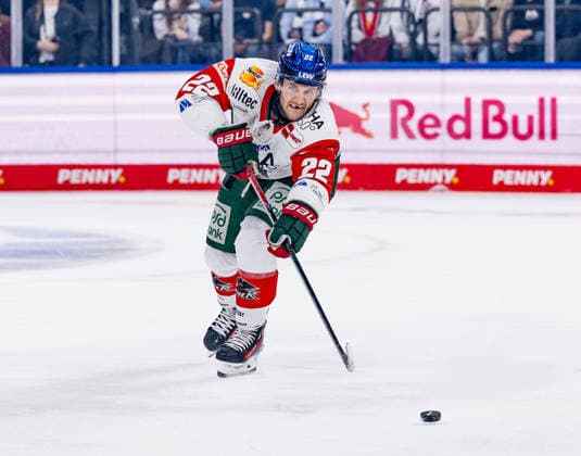 Noel Hoefenmayer (Augsburger Panther, 22) GER, EHC Red Bull Muenchen vs. Augsburger Panther, DEL, Saison 2026 2027, 6. Spieltag, 04.10.2026. Foto: HMB Media Heike Feiner Copyright: HMBxMedia HeikexFeiner