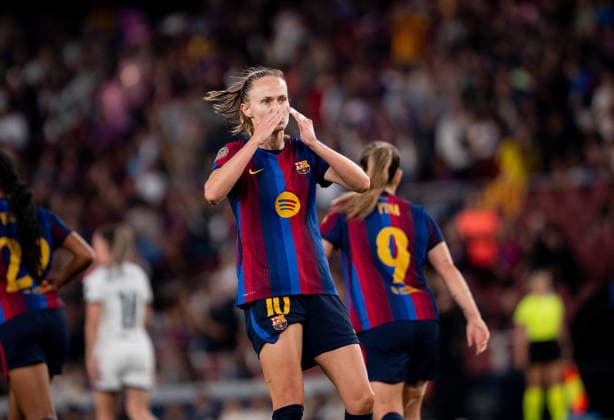 ESP: Liga F FC Barcelona, Barca v Real Madrid Fem Caroline Graham of Barcelona scores goal and celebrates during Liga F Moeve between FC Barcelona v Real Madrid Fem played at Spotify Camp Nou Stadium in Barcelona on October 4, 2026 in Spain Spain Futbol Copyright: xAgenciaxLOFx