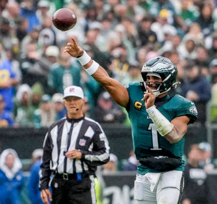 October 4, 2026, Philadelphia, Pa, USA: Oct 4, 2026; Philadelphia, PA, USA; Philadelphia Eagles quarterback Jalen Hurts (1) throws a pass at Lincoln Financial Field. Mandatory Credit: -Cal Media NFL, American Football Herren, USA 2026: Rams Vs Eagles OCT 04  - ZUMAcs17 20261004_faf_cs17_161 Copyright: xScottxSeriox