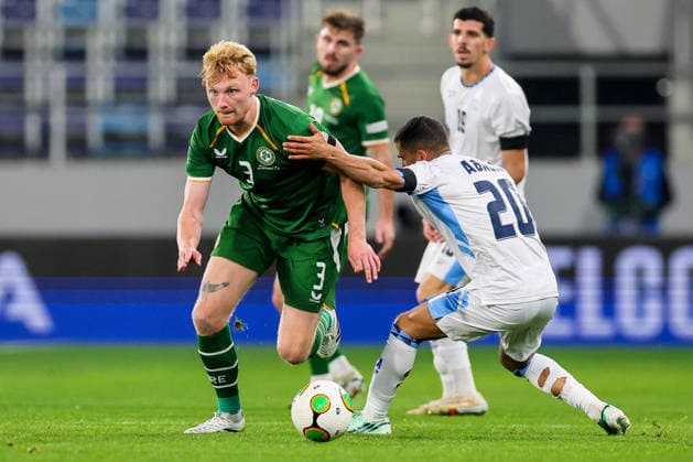 UEFA Nations League Group Stage, TSC Arena, BaÄka Topola, Serbia 4 10 2026 Republic of Ireland vs Israel Ireland s Liam Scales dribbles past Israel s Liel Abada Liam Scales dribbles past Liel Abada 4 10 2026  Copyright: xx RB1_9407
