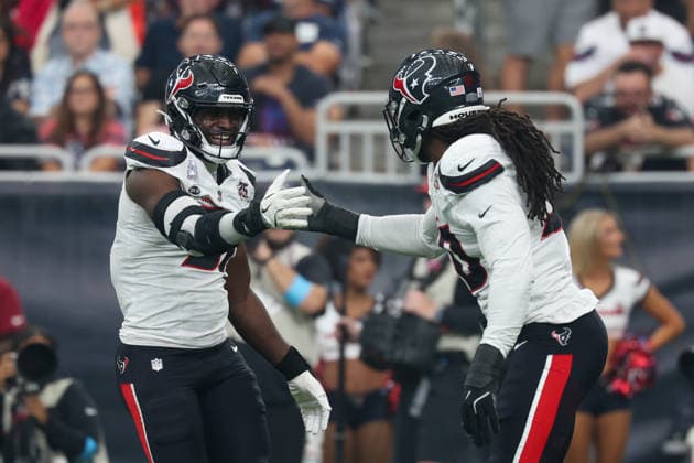 HOUSTON, TX - OCTOBER 04: Defensive end Will Anderson Jr. 51 of the Houston Texans and defensive end Jadeveon Clowney 90 of the Houston Texans celebrate a defensive play during the NFL, American Football Herren, USA football game between the Houston Texans and Dallas Cowboys on October 4, 2026, at Reliant Stadium in Houston, TX. (Photo by David Buono Icon Sportswire) NFL: OCT 04 Cowboys at Texans EDITORIAL USE ONLY Icon241004019