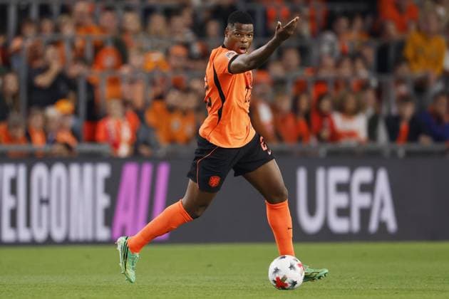 EINDHOVEN - Denzel Dumfries of the Netherlands during the UEFA Nations League match between the Netherlands and Serbia at the Philips Stadium on October 4, 2026 in Eindhoven, the Netherlands. MAURICE VAN STEEN ANP UEFA Nations League 2026 27 xVIxANPxSportx xMauricexvanxSteenxIVx 571519196 originalFilename: 571519196.jpg