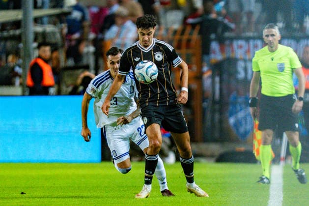Nations League, Gruppe A, 4. Spieltag, Griechenland vs. Deutschland im Toumba Stadion in Thessaloniki Aleksandar Pavlovic (Deutschland) Christos Mouzakitis Vangelis Pavlidis Copyright: xBahhoxKarax