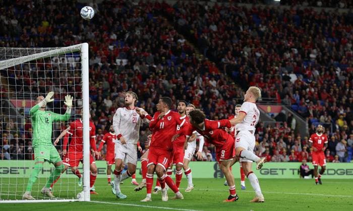 Oliver Provstgaard of Denmark heads over from close range Wales v Denmark, UEFA Nations League, Football, Cardiff City Stadium, Cardiff, UK - 04 Oct 2026Cardiff Cardiff City Stadium United Kingdom  Copyright: xKieranxMcManus Shutterstockx 17185536x